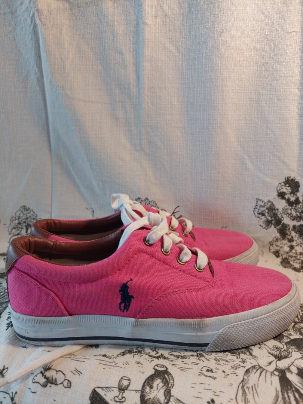 Polo Ralph Lauren Women Size 7.5B Pink Canvas Sneaker